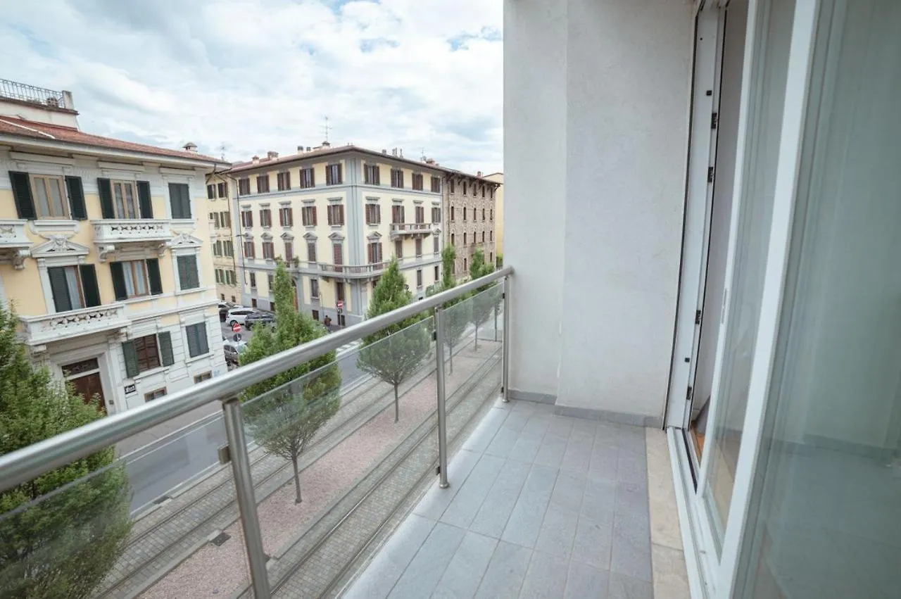 爪ㄚ ㄥㄖ千ㄒ Apartment Florence